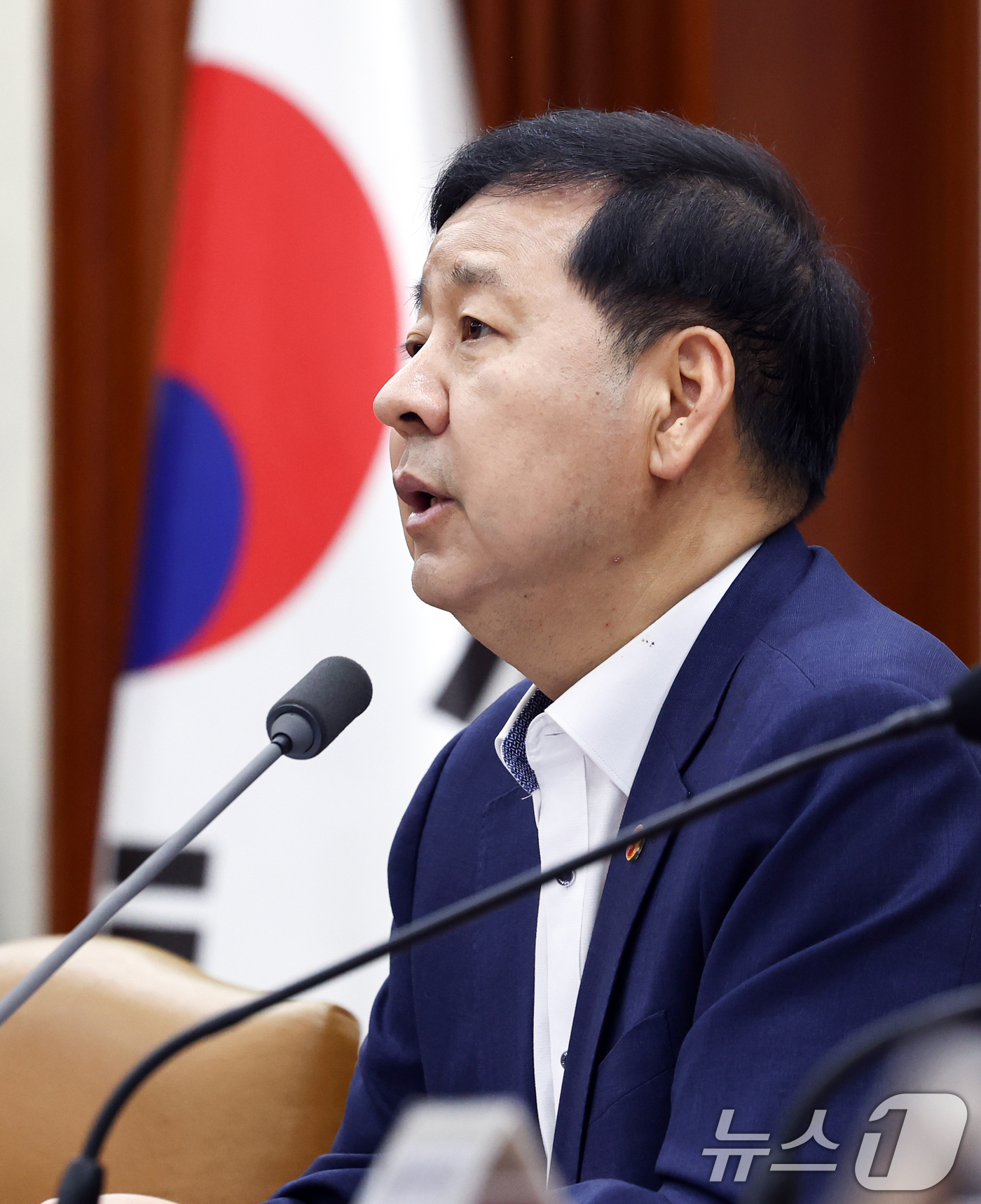 (서울=뉴스1) 최지환 기자 = 구윤철 부총리 겸 재정경제부 장관이 31일 서울 종로구 정부서울청사에서 열린 비상경제본부회의 겸 경제관계장관회의 겸 민생물가 특별관리 관계장관 TF …