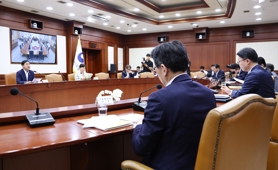 경제부총리, 비상경제본부회의 겸 민생물가 특별관리 관계장관 TF