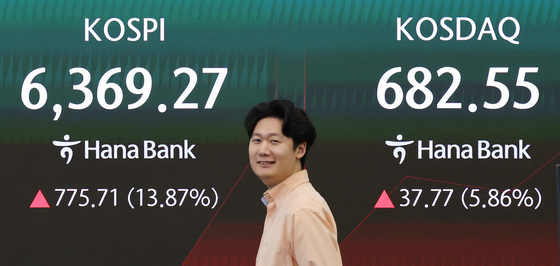'반도체 부활' 코스피 14%·코스닥 7%↑…동반 매수사이드카(종합)
