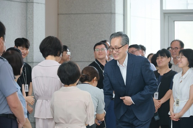 유득원 대전시 행정부시장 이임…민선 8기 주요 현안 등 지원