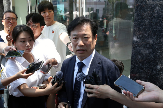 장윤기 사건 담당 형사과장 변호인