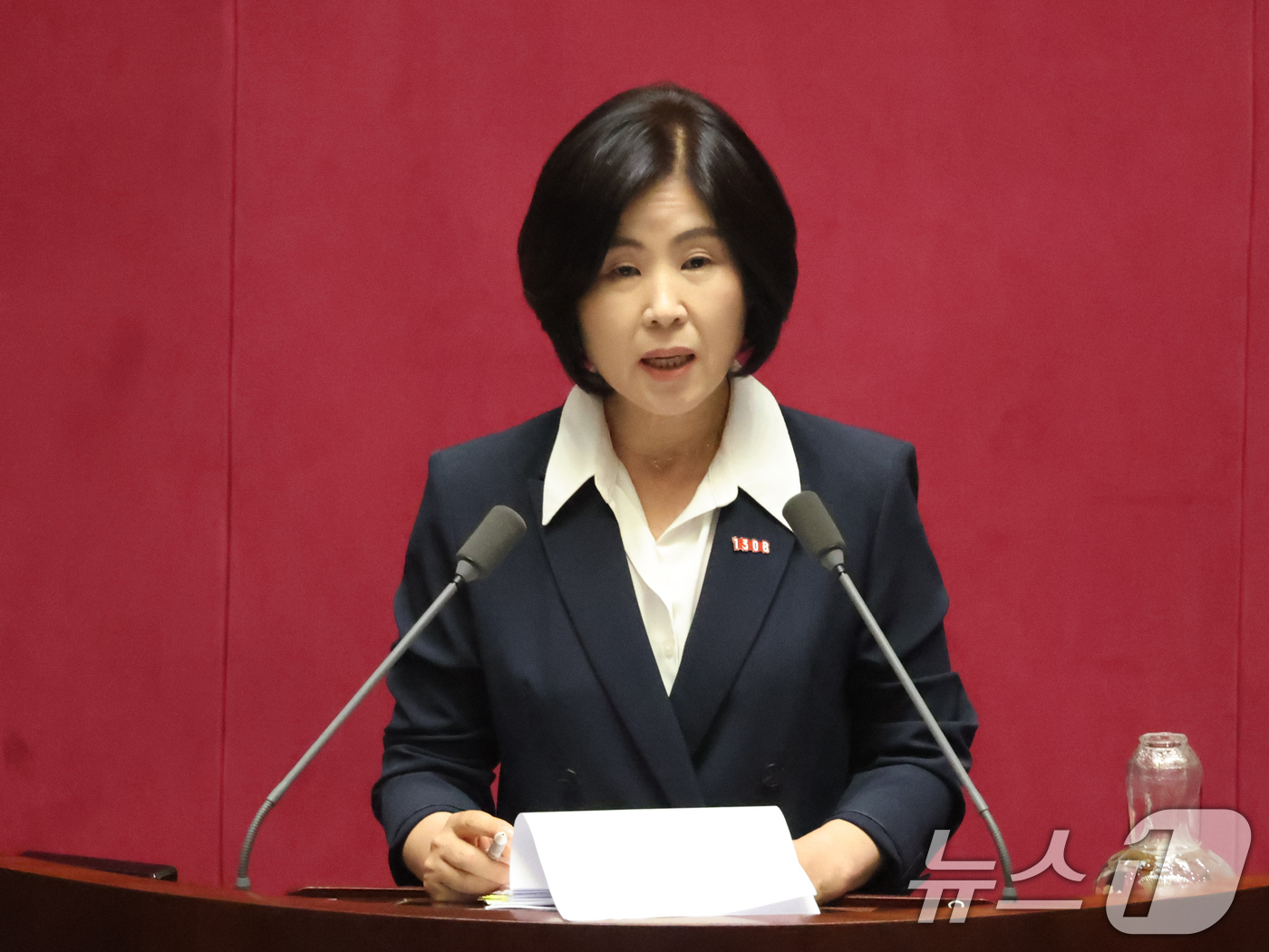 (서울=뉴스1) 황기선 기자 = 김미애 국민의힘 의원이 31일 오후 서울 여의도 국회에서 열린 제437회국회(임시회) 제3차본회의에서 국회법 일부개정법률안에 대한  무제한 토론(필 …