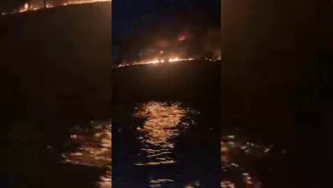 이란 "봉쇄 위반 유조선 2척 공격·4척 회항…미군 호위 믿지 마"