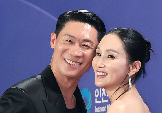 진선규·박보경, 일과 사랑을 동시에
