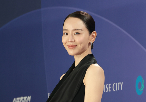 신혜선, 아름다운 미소