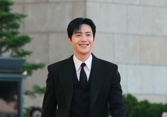 김선호, 빛나는 미소
