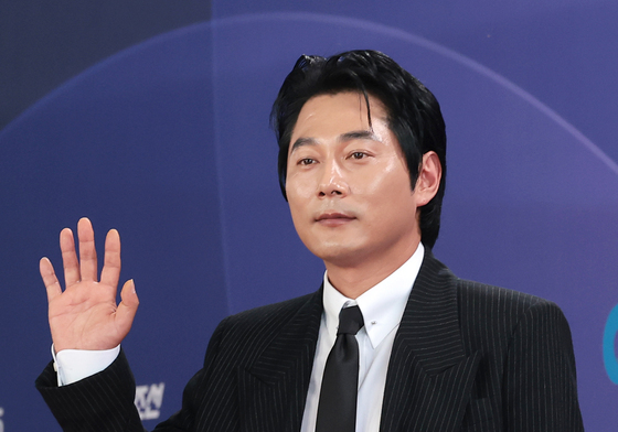 청룡시리즈어워즈 찾은 김진욱