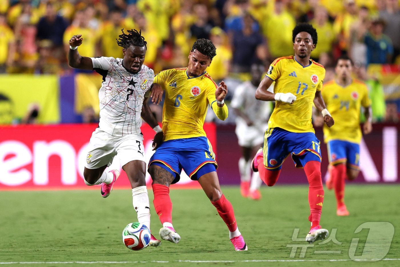 본문 이미지 - 콜롬비아가 4일(한국시간) 열린 2026 FIFA 북중미 월드컵 32강에서 가나에 1-0으로 이겼다. ⓒ AFP=뉴스1