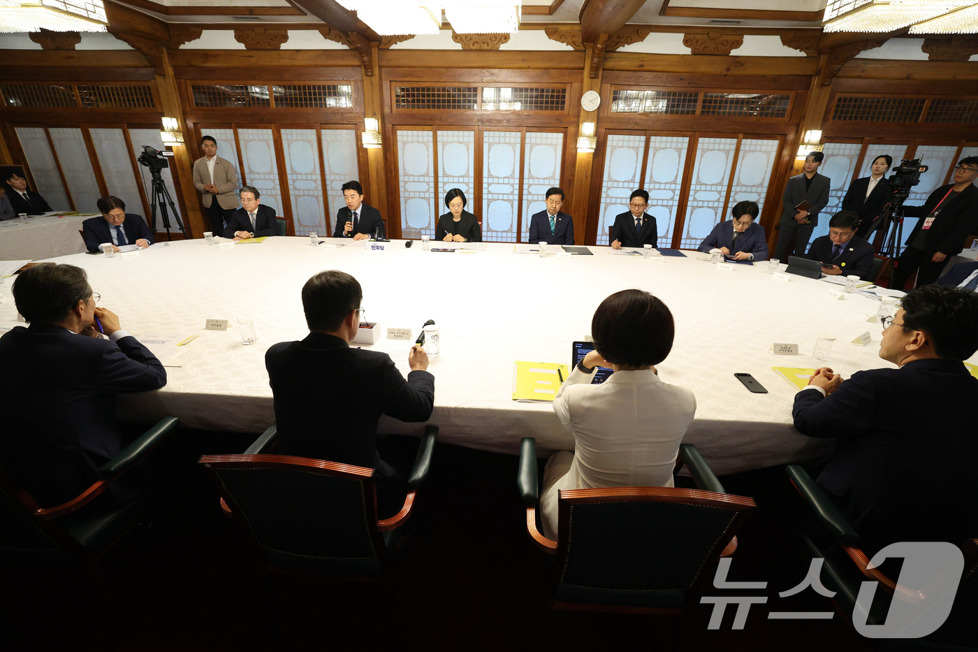 (서울=뉴스1) 김민지 기자 = 강훈식 대통령비서실장이 5일 오후 서울 종로구 삼청동 총리공관에서 열린 고위당정협의회에서 발언하고 있다. (공동취재) 2026.7.5/뉴스1