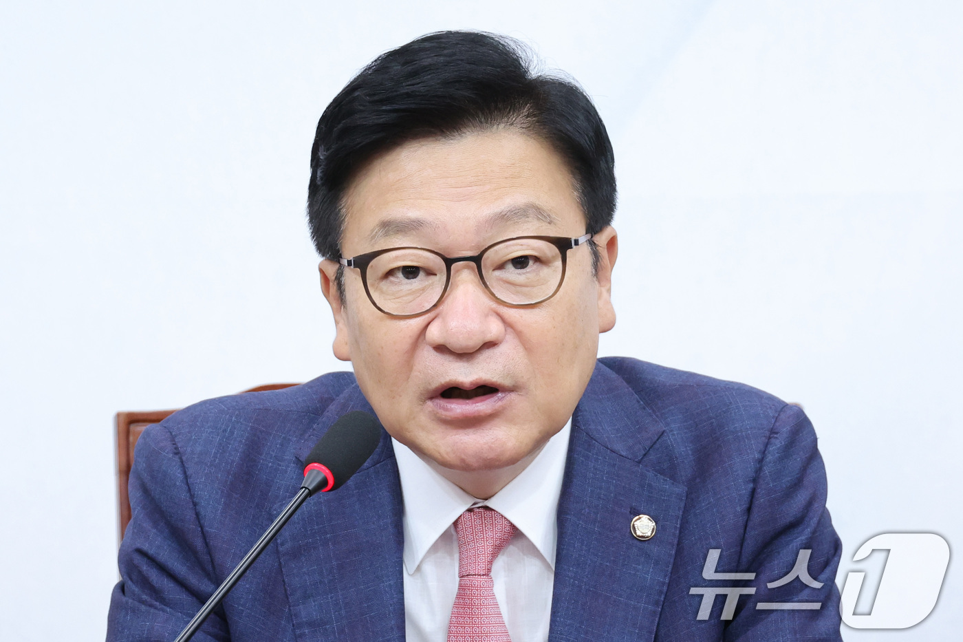 (서울=뉴스1) 신웅수 기자 = 정점식 국민의힘 원내대표가 6일 서울 여의도 국회에서 열린 최고위원회의에서 발언하고 있다. 2026.7.6/뉴스1