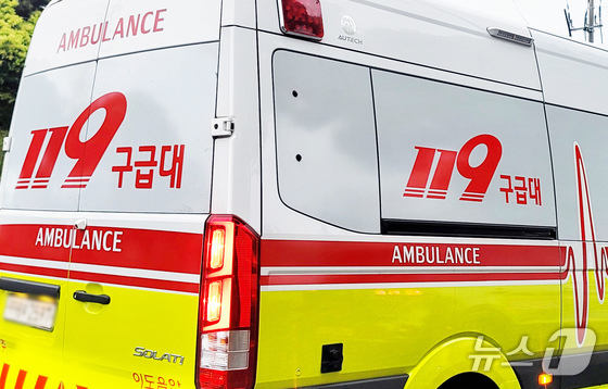 제주공항 정류장서 쓰러진 50대, 시민 도움으로 목숨 구해
