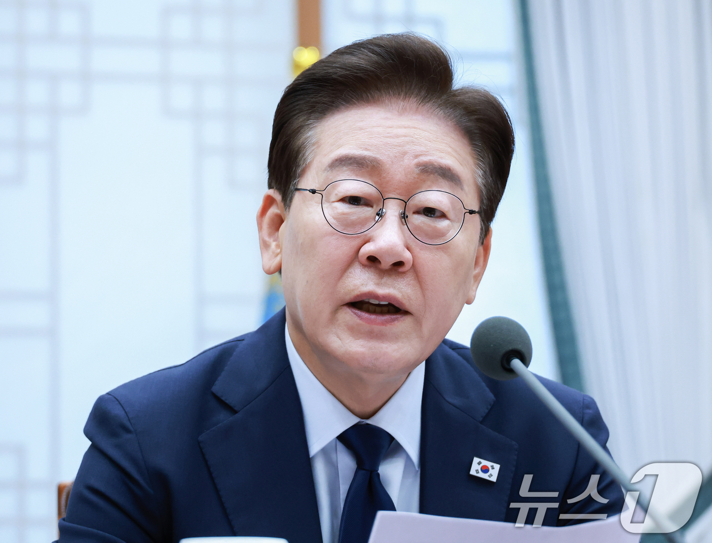(서울=뉴스1) 허경 기자 = 이재명 대통령이 6일 청와대에서 열린 메가프로젝트 민관합동 점검회의에서 발언하고 있다. (청와대통신사진기자단) 2026.7.6/뉴스1