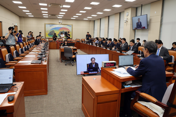 정무위, 'MBK·메리츠' 홈플 사태 청문회 추진…野 간사 선임 후