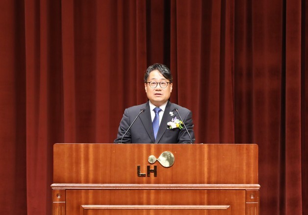이성훈 LH 사장 "국민 원하는 좋은 집 더 빨리"…공급 속도전 선언