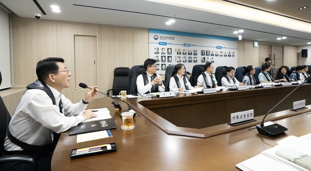 황종우 해수장관 "정부부터 구명조끼 착용 실천…해양안전문화 확산에 최선"