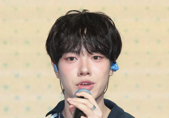 인사말 하는 베이온 마누