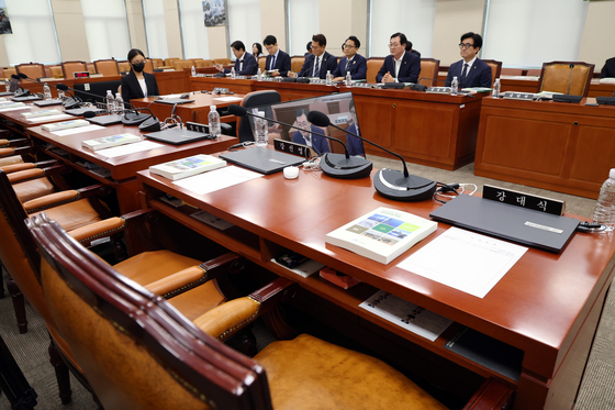 '반쪽' 7월 임시국회 시작…野불참 속 정무·과방·국방 與간사 선임(종합)