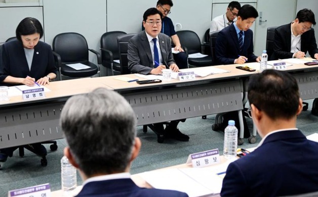 "과장급도 참여해 토론형으로"…박찬대 인천시장, 첫 업무보고 돌입