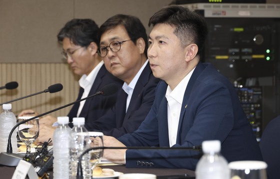'K-축구혁신위' 공동위원장 유승민 대한체육회장