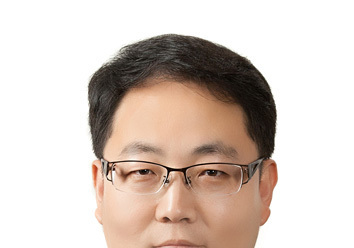 태백시, 신임 기획국장에 유병욱…4~6급 승진·전보 인사 단행