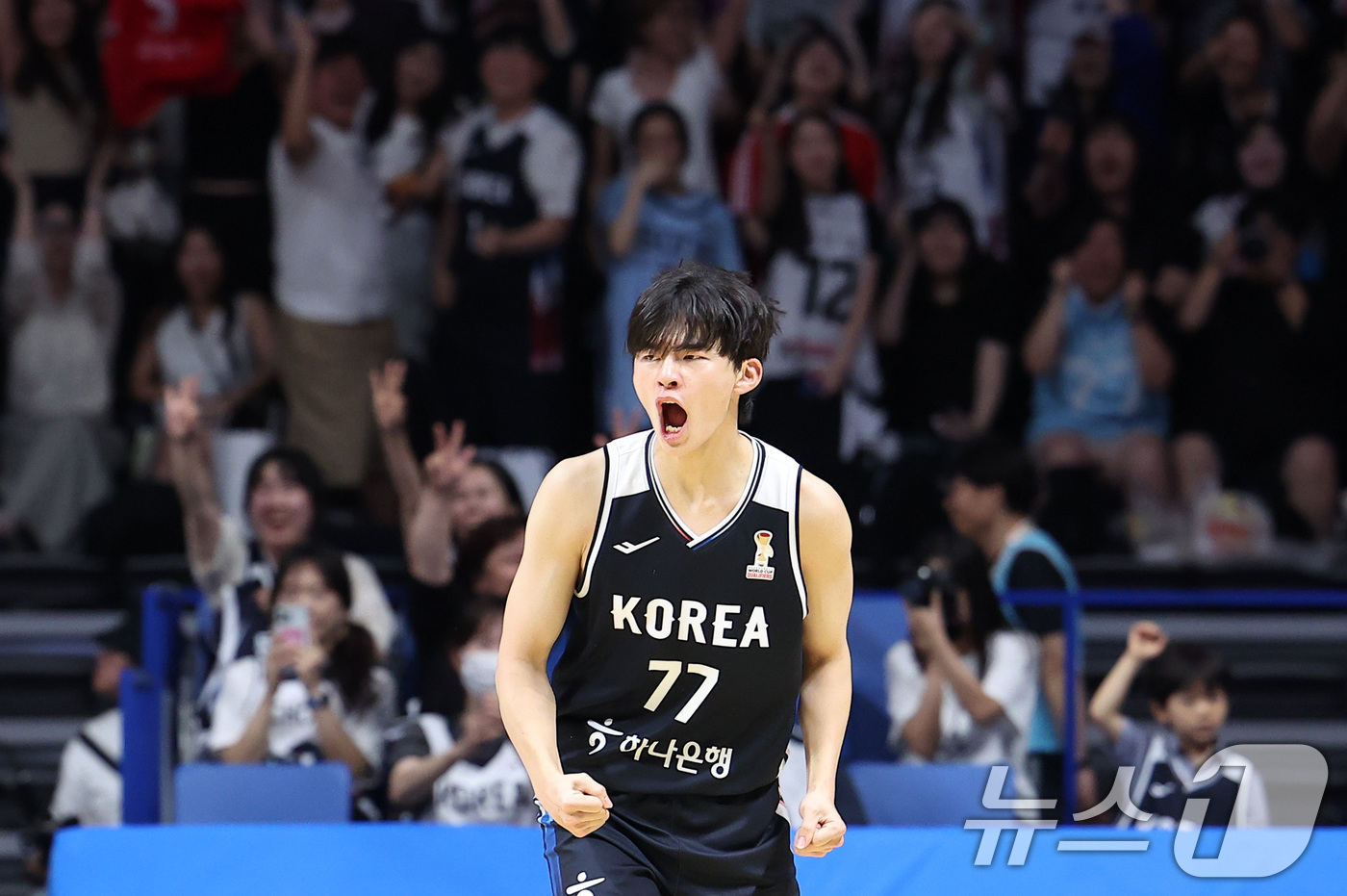 (고양=뉴스1) 김성진 기자 = 대한민국 농구 대표팀 강성욱이 6일 경기도 고양시 고양소노아레나에서 열린 2027 FIBA 월드컵 아시아 예선 1라운드 B조 윈도우3 대한민국과 일 …