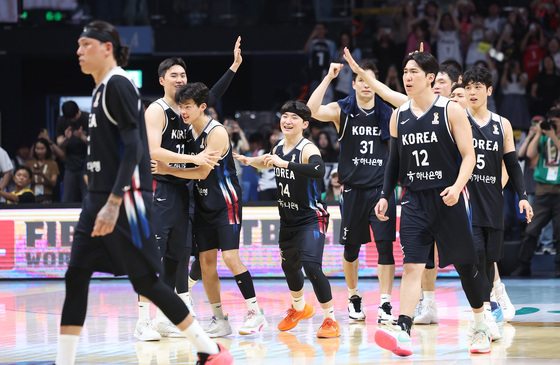 '8강 확정' 한국 농구, 오늘 숙적 일본과 '1위 결정전' [AG]