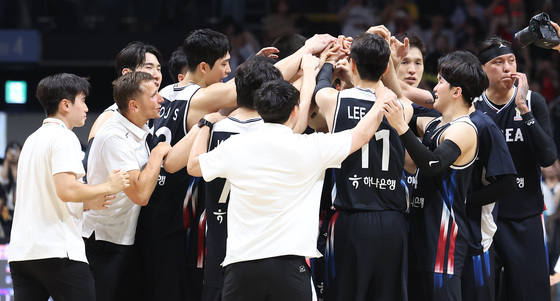일본 상대로 승리 거둔 대한민국 농구대표팀