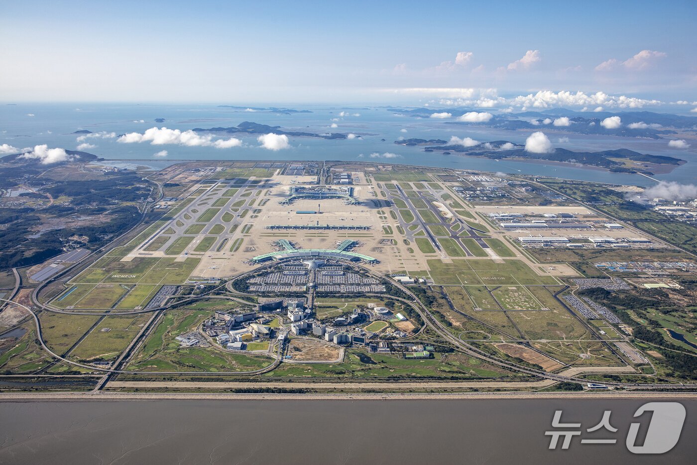 본문 이미지 - 인천국제공항 전경.(인천공항공사 제공. 재배포 및 DB금지)2026.7.7/뉴스1