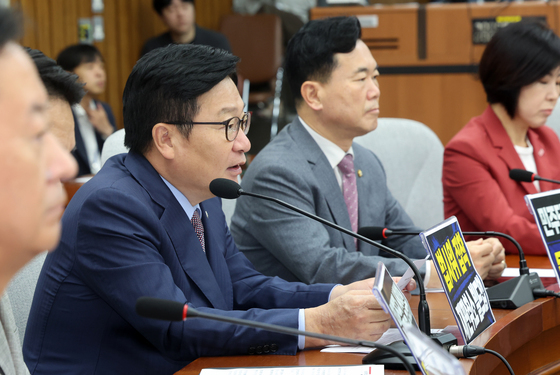 "연산군 만행 부활" "北의 공산독재"…野, 정통망법 시행 첫날 총공세(종합)