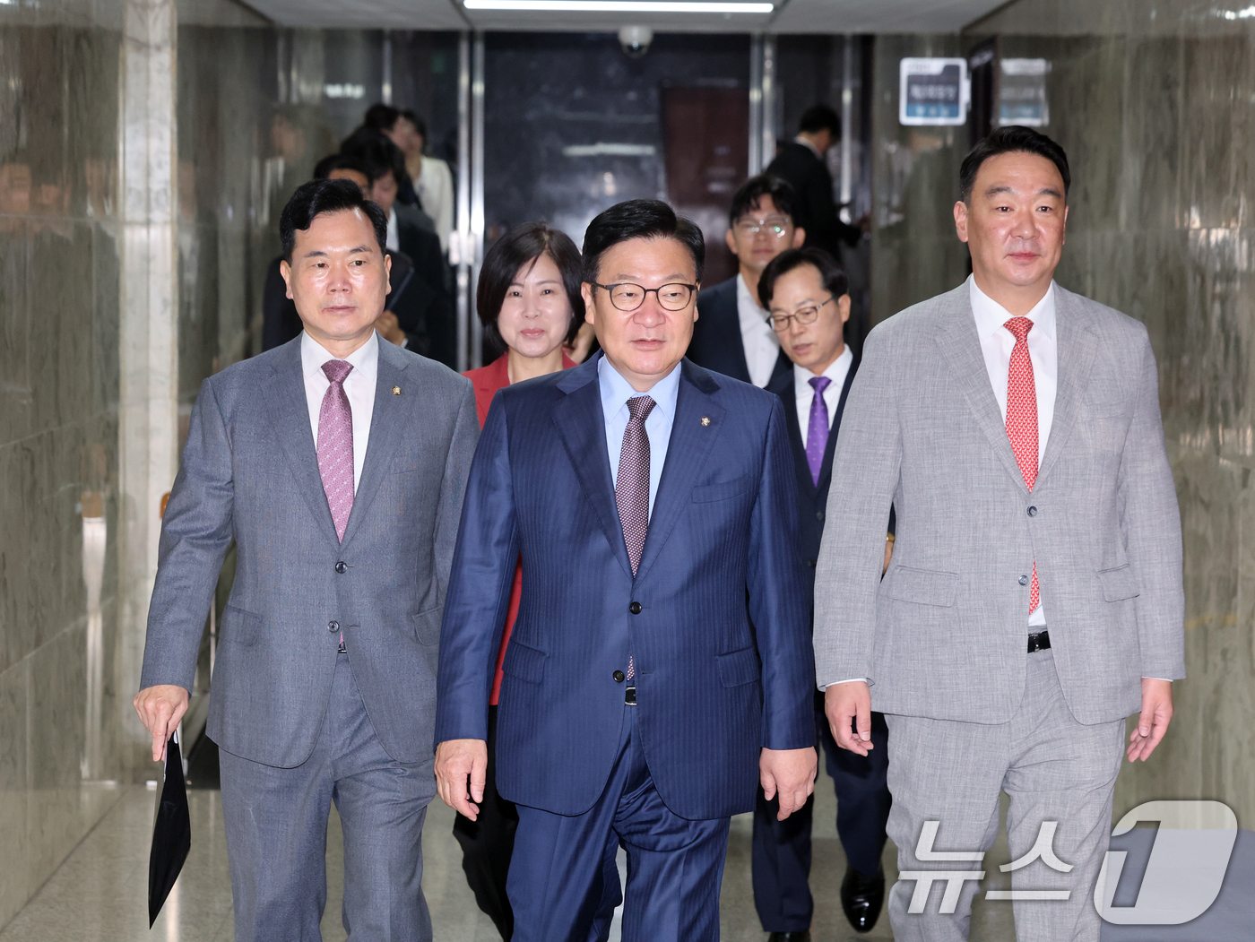 (서울=뉴스1) 황기선 기자 = 정점식 국민의힘 원내대표가 7일 오전 서울 여의도 국회에서 열린 원내대책회의에 참석하고 있다. 2026.7.7/뉴스1