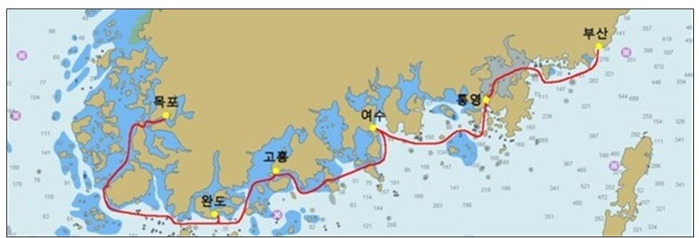 본문 이미지 - 조선통신사선의 이동 경로로, 이순신 장군의 해전 항로를 따라 간다(국가유산청 제공)