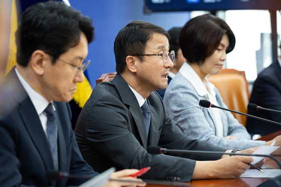 민주 "정통망법, 입틀막·독재 아닌 허위조작정보 대응 장치"