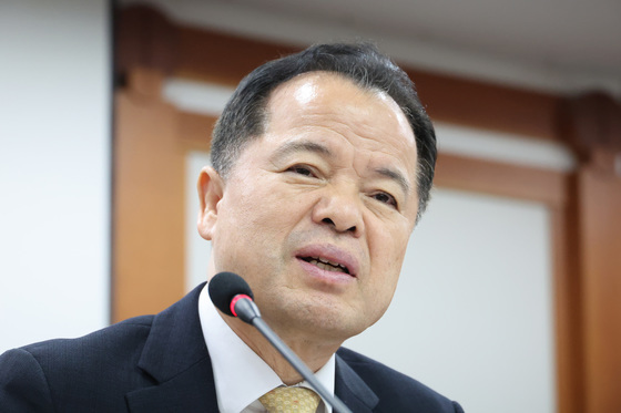 서울시 선관위원 3명 동시 사의…중앙선관위 '지침' 문제 삼아