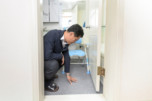 양천구, 거동불편 어르신 낙상예방 지원 확대…500가구 모집