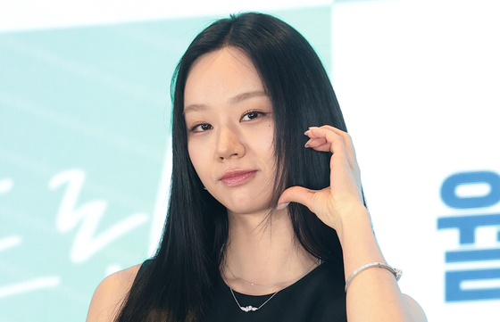 이혜리, 사랑스러운 볼 하트