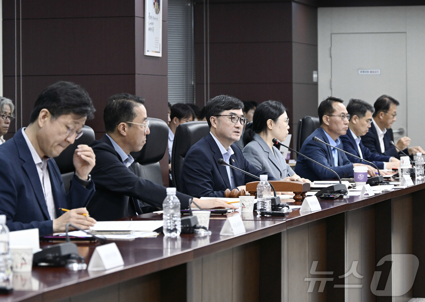 (서울=뉴스1) = 임기근 기획예산처 차관이 7일 오후 서울 종로구 한국무역보험공사에서 열린 \'제6차 재정투자평가위원회\'를 주재, 모두발언을 하고 있다. (기획예산처 제공, 재 …
