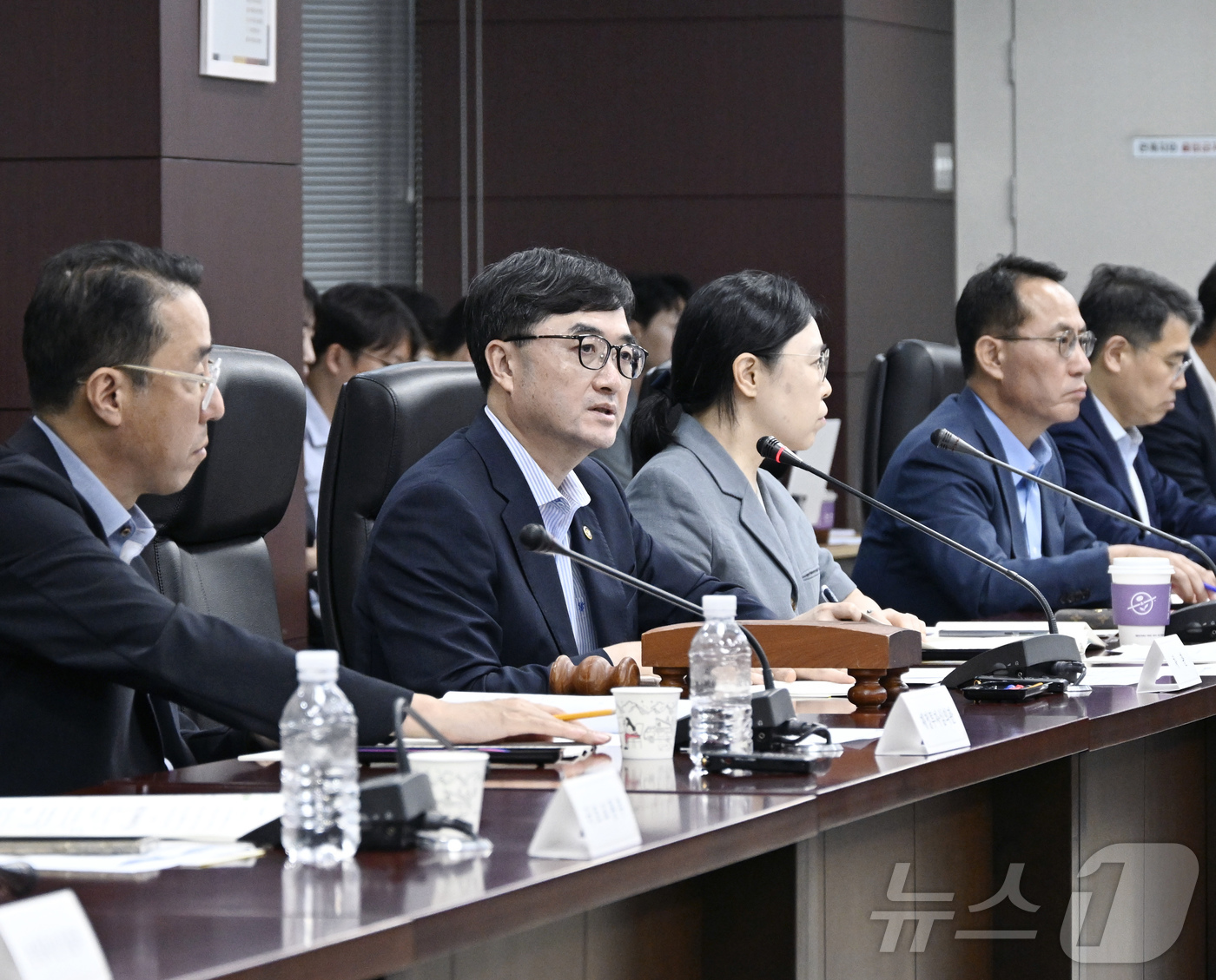 (서울=뉴스1) = 임기근 기획예산처 차관이 7일 오후 서울 종로구 한국무역보험공사에서 열린 \'제6차 재정투자평가위원회\'를 주재, 모두발언을 하고 있다. (기획예산처 제공, 재 …