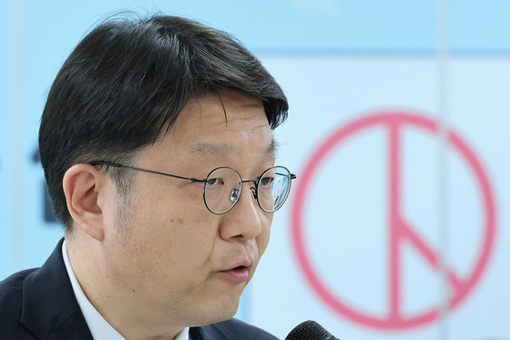 답변하는 김범진 서울시선거관리위원회 사무처장