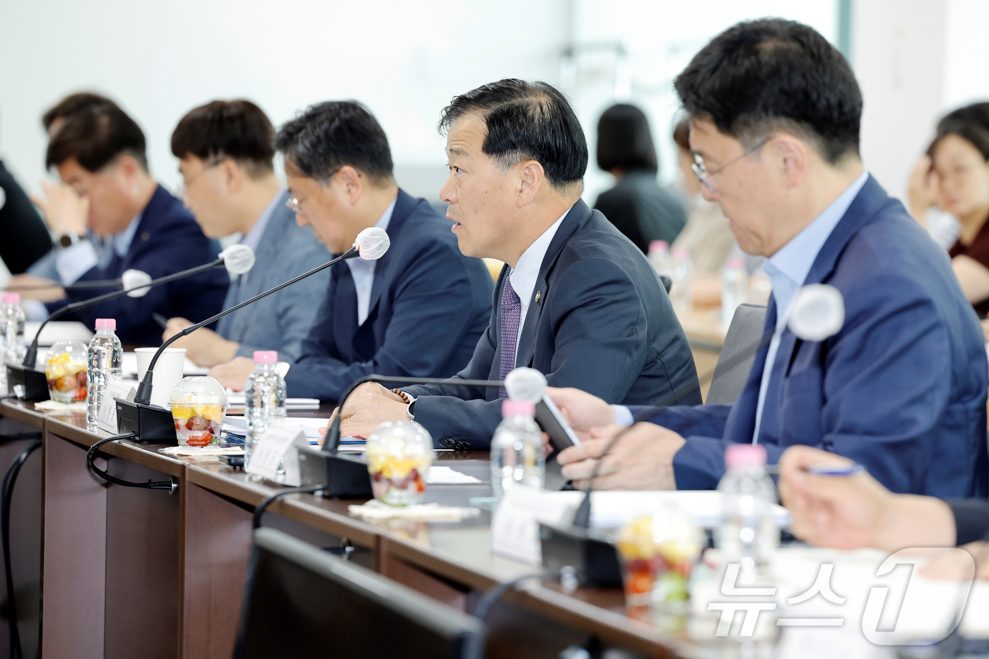 (서울=뉴스1) = 이형훈 보건복지부 제2차관이 7일 서울 서초구 국제전자센터에서 열린 제3차 지역필수공공의료 추진전략 중앙지방 협의체에서 발언하고 있다. (보건복지부 제공, 재판 …