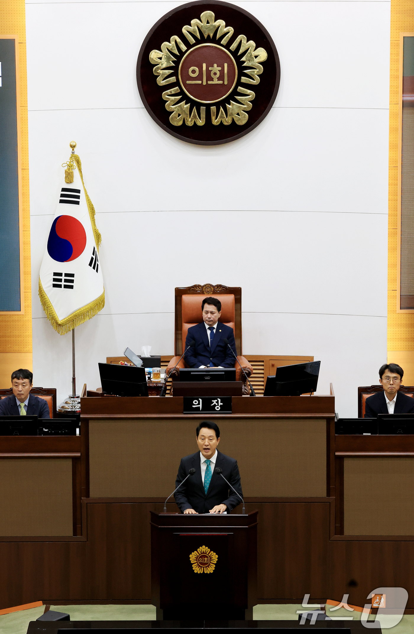 (서울=뉴스1) 이호윤 기자 = 오세훈 서울시장이 7일 서울 중구 서울특별시의회 본회의장에서 열린 제12대 서울특별시의회 개원식에서 축사를 하고 있다. 2026.7.7/뉴스1