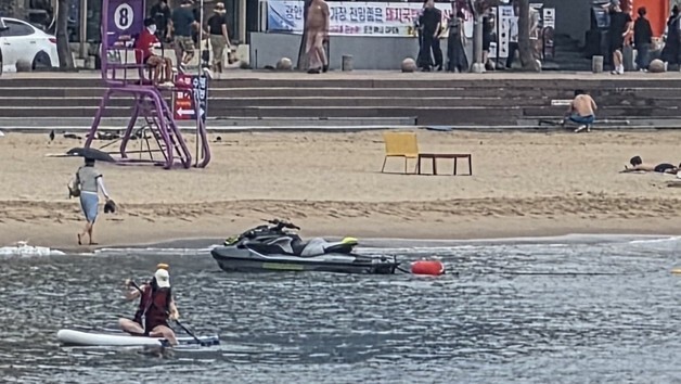 "커피 한 잔 하려고…" 수상오토바이 백사장에 세운 40대 남성 적발