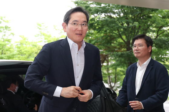 미국 선밸리 콘퍼런스 위해 출국하는 이재용 회장