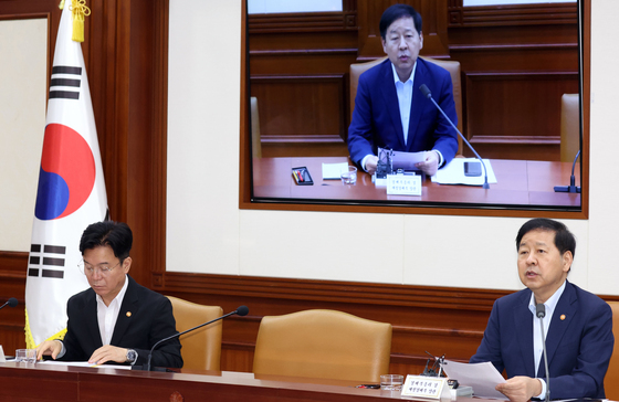 구윤철 부총리,  비상경제본부 희의 주재