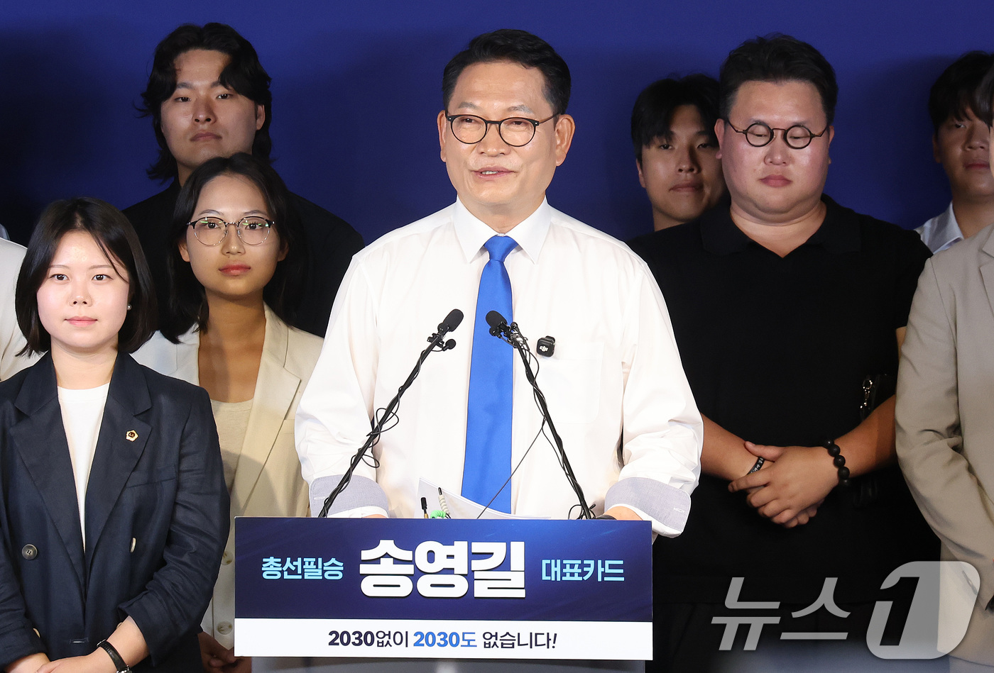 (서울=뉴스1) 황기선 기자 = 더불어민주당 당권주자인 송영길 전 대표가 8일 오전 서울 여의도 민주당 중앙당사에서 당대표 출마선언을 하고 있다. 2026.7.8/뉴스1