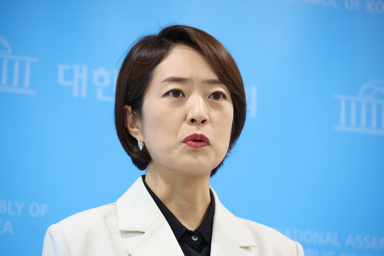 '당대표 출마' 고민정 "686까지 가나"…정청래·김민석·송영길 직격(종합)