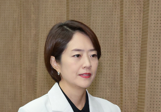 기자회견 참석하는 고민정 의원