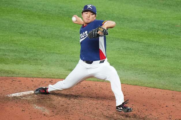 '등번호 1번' 고우석, 26인 로스터 등록…데뷔전은 다음 기회로(종합)