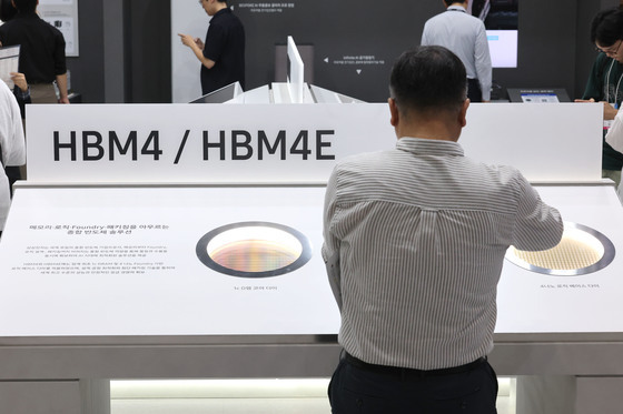 HBM 품귀에 中 AI칩 가격 급등…화웨이 신제품 두달 만에 50%↑