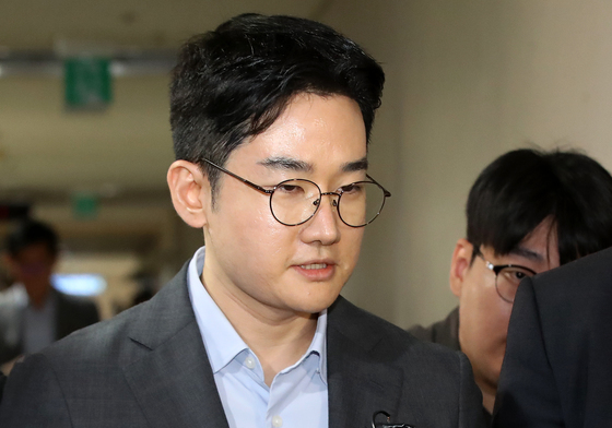 '음료컵 테러' 자작극 의혹 정이한 영장심사