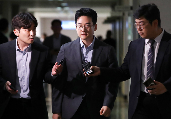 [뉴스1PICK] 정이한 구속 갈림길…'음료컵 자작극' 의혹